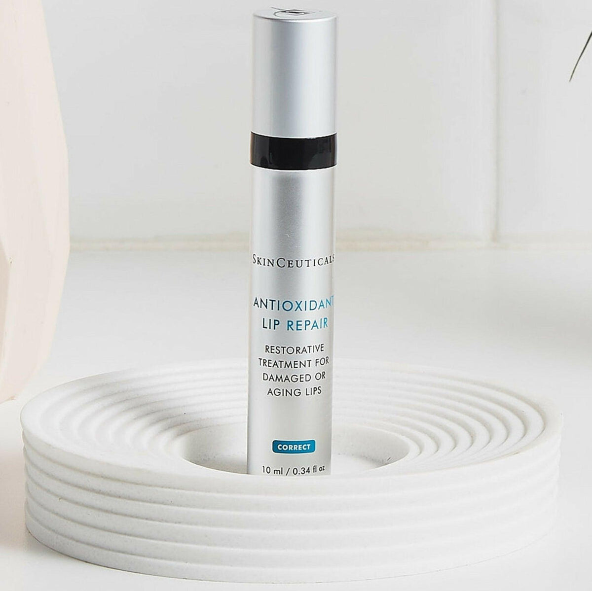 Skinceuticals_Antioxidant_lip_repair_f91c3562-5b95-4a0c-b84c-5150dcf4442e - PreLoved & Luxe