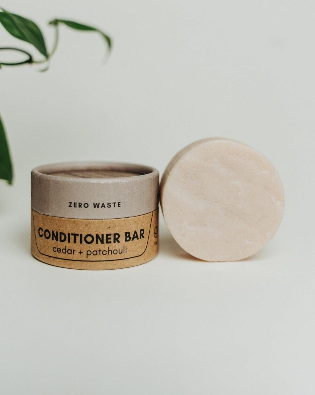 conditioner-bar-cedar-patchouli-conditioner-bar-zero-waste-mvmt-with-container-528978 - PreLoved & Luxe