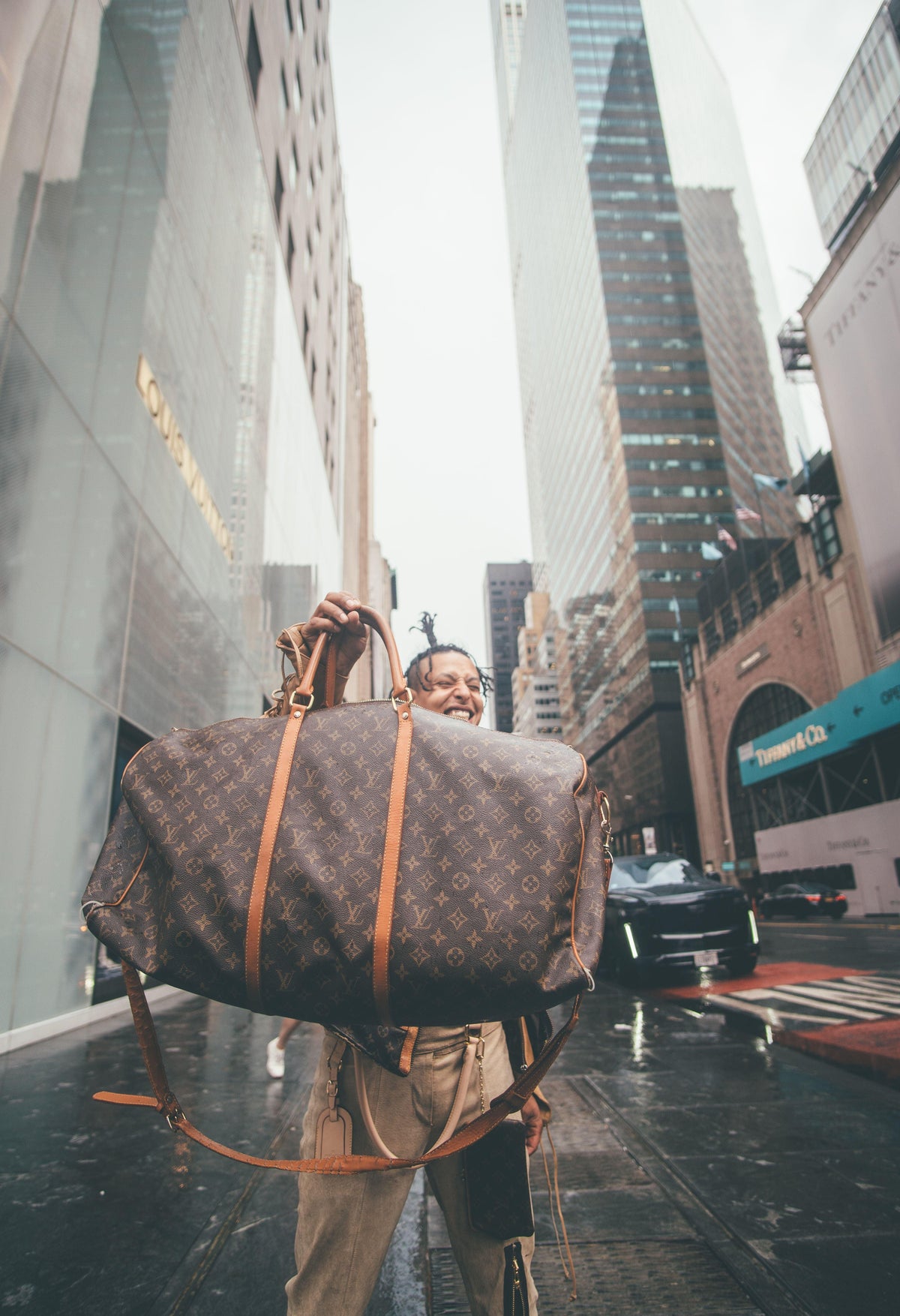 pexels-zachtheshoota-12890574_c387b184-d9ec-4c91-9946-0d72a57b78b4 - PreLoved & Luxe