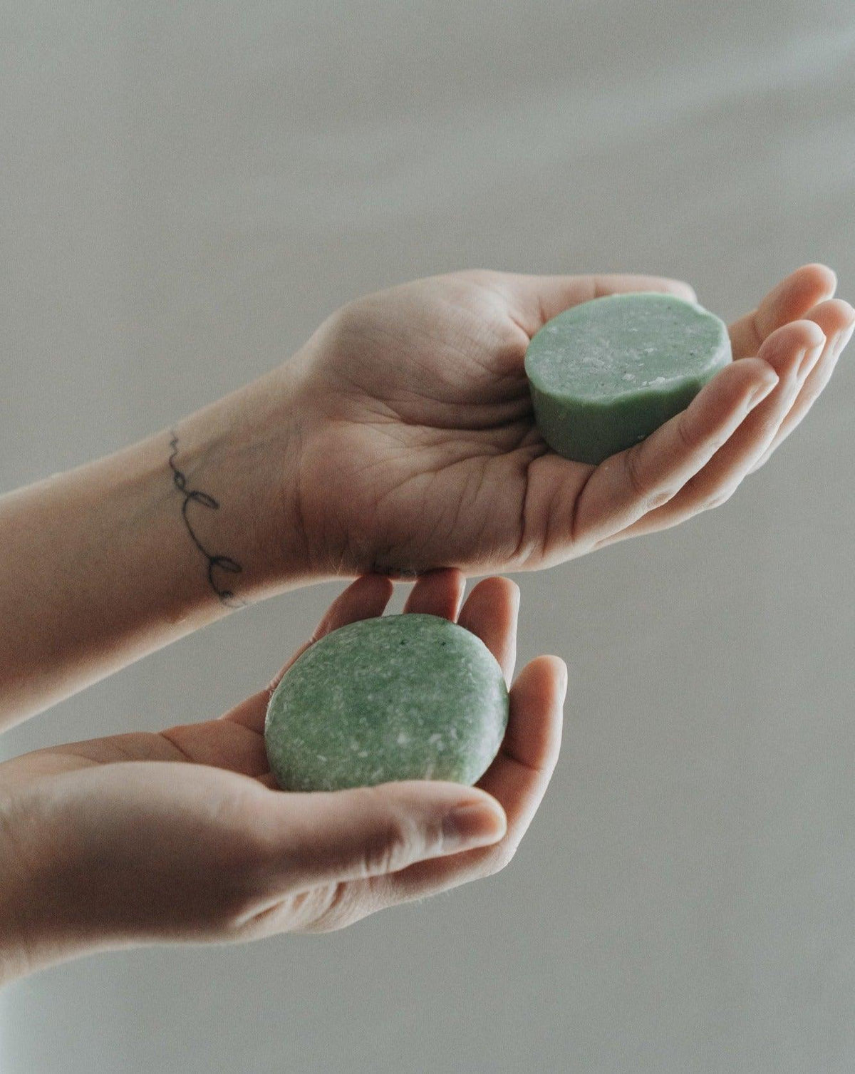 shampoo-bar-peppermint-eucalyptus-shampoo-bar-zero-waste-mvmt-784140 - PreLoved & Luxe