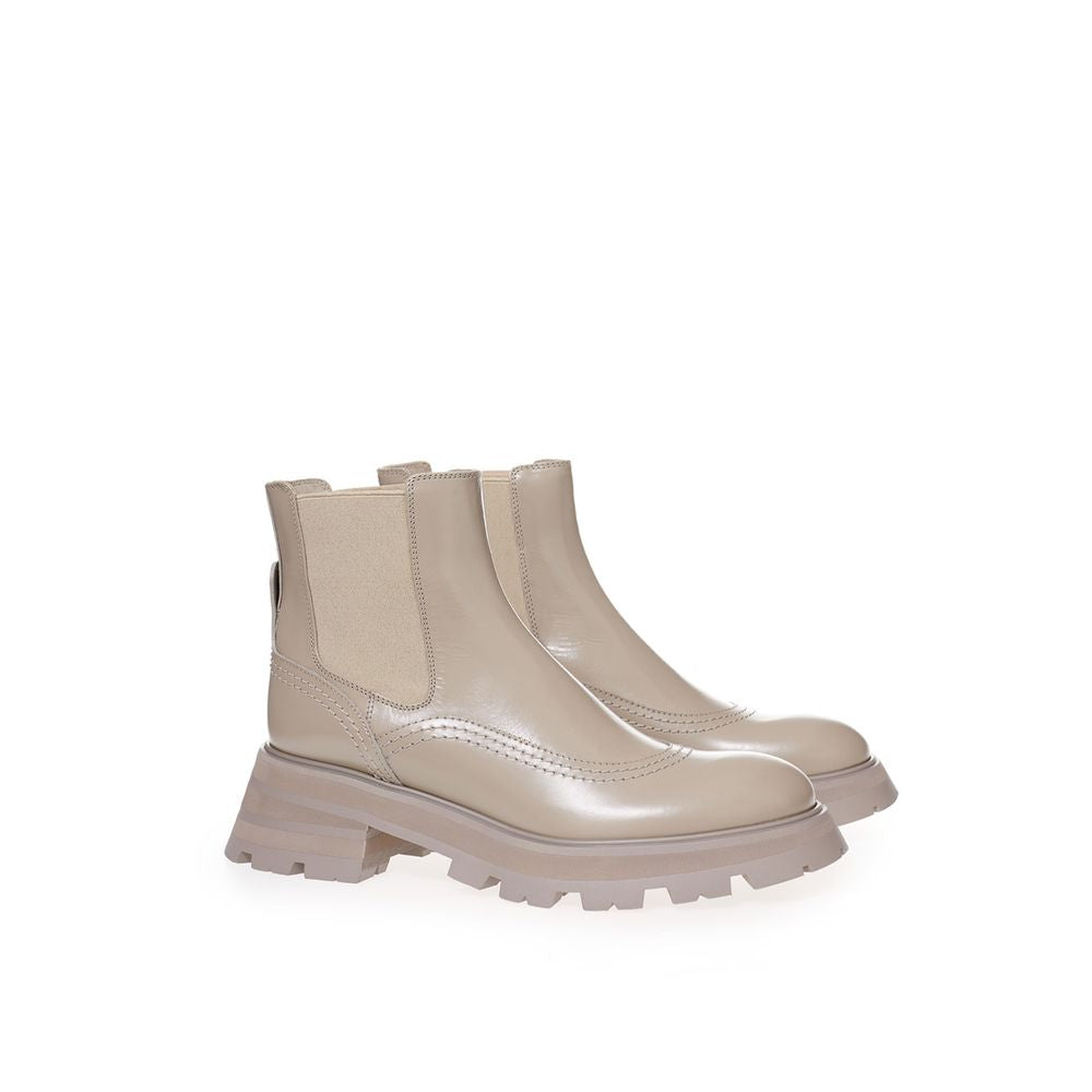 Women's Chelsea Boots
