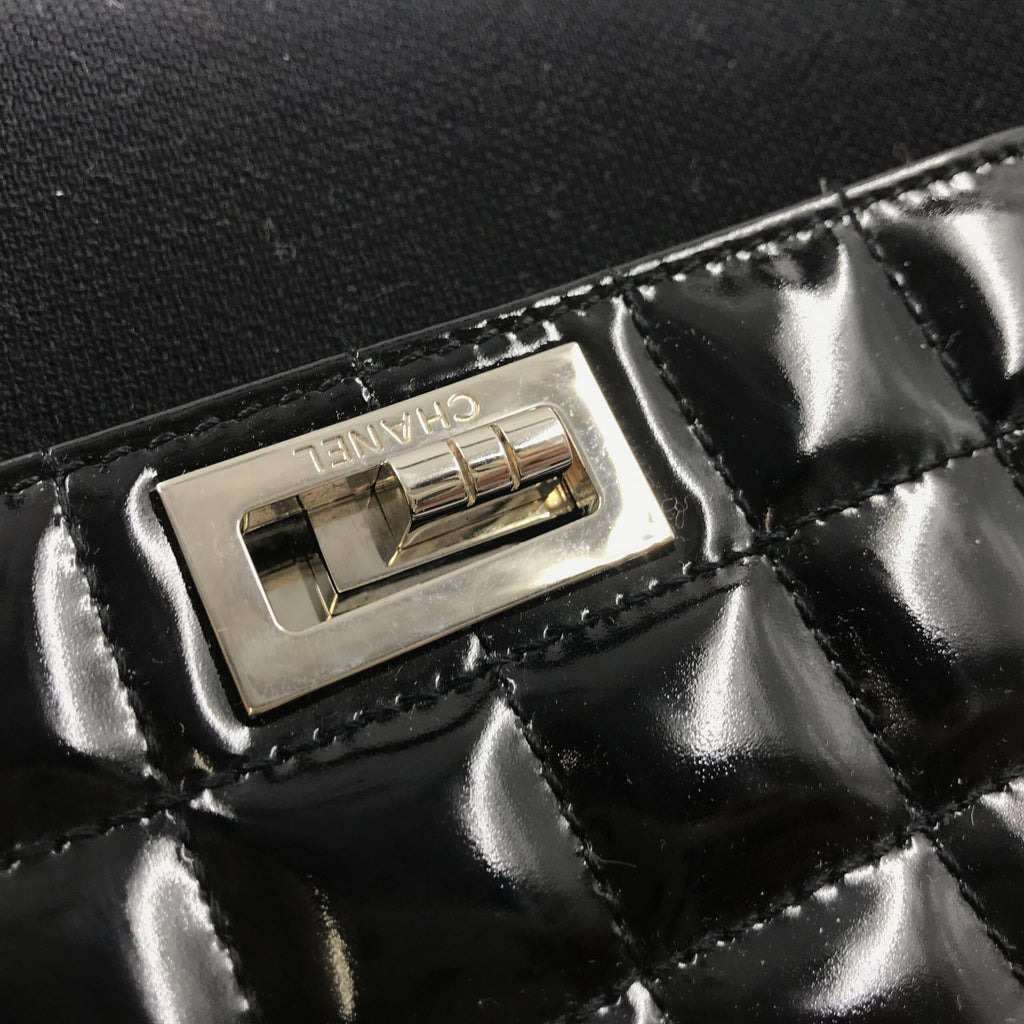 Chanel Chocolate Bar Patent Leather Shoulder Bag - PreLoved & Luxe