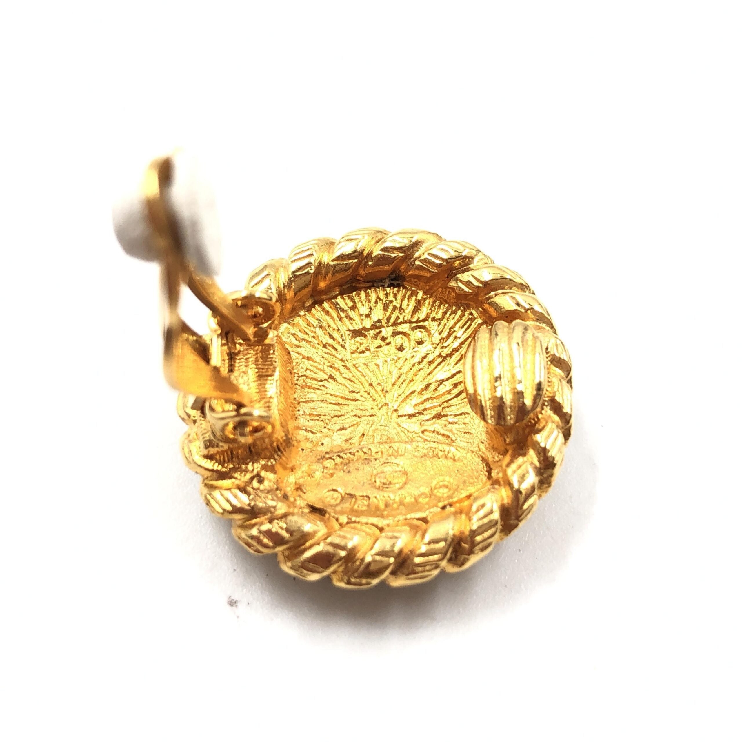 Chanel Gold Plated CC Clip On Earrings - PreLoved & Luxe