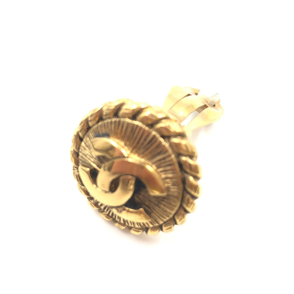 Chanel Gold Plated CC Clip On Earrings - PreLoved & Luxe