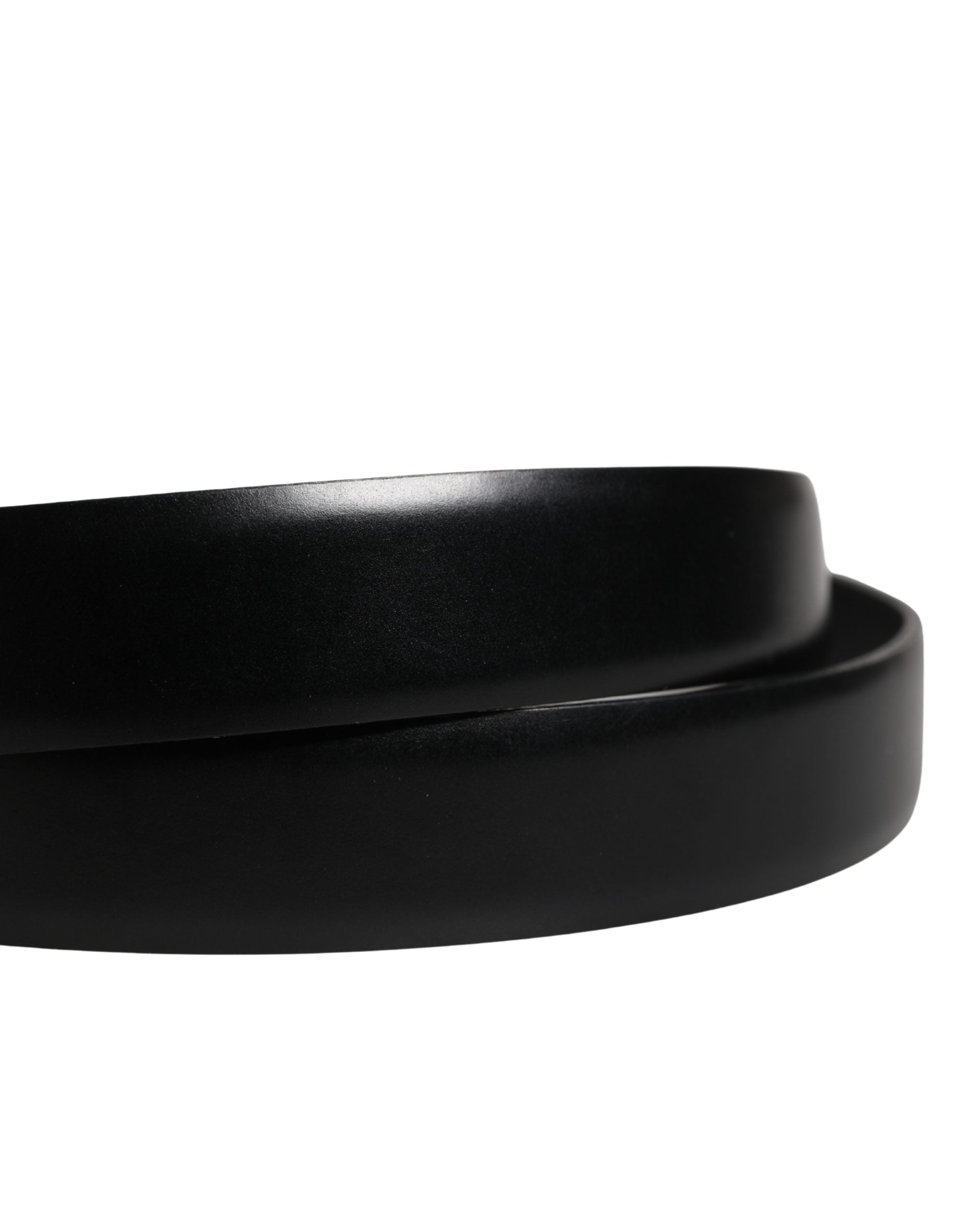 Pre-Owned Dolce & Gabbana Men Black Classic Leather Metal Buckle Belt