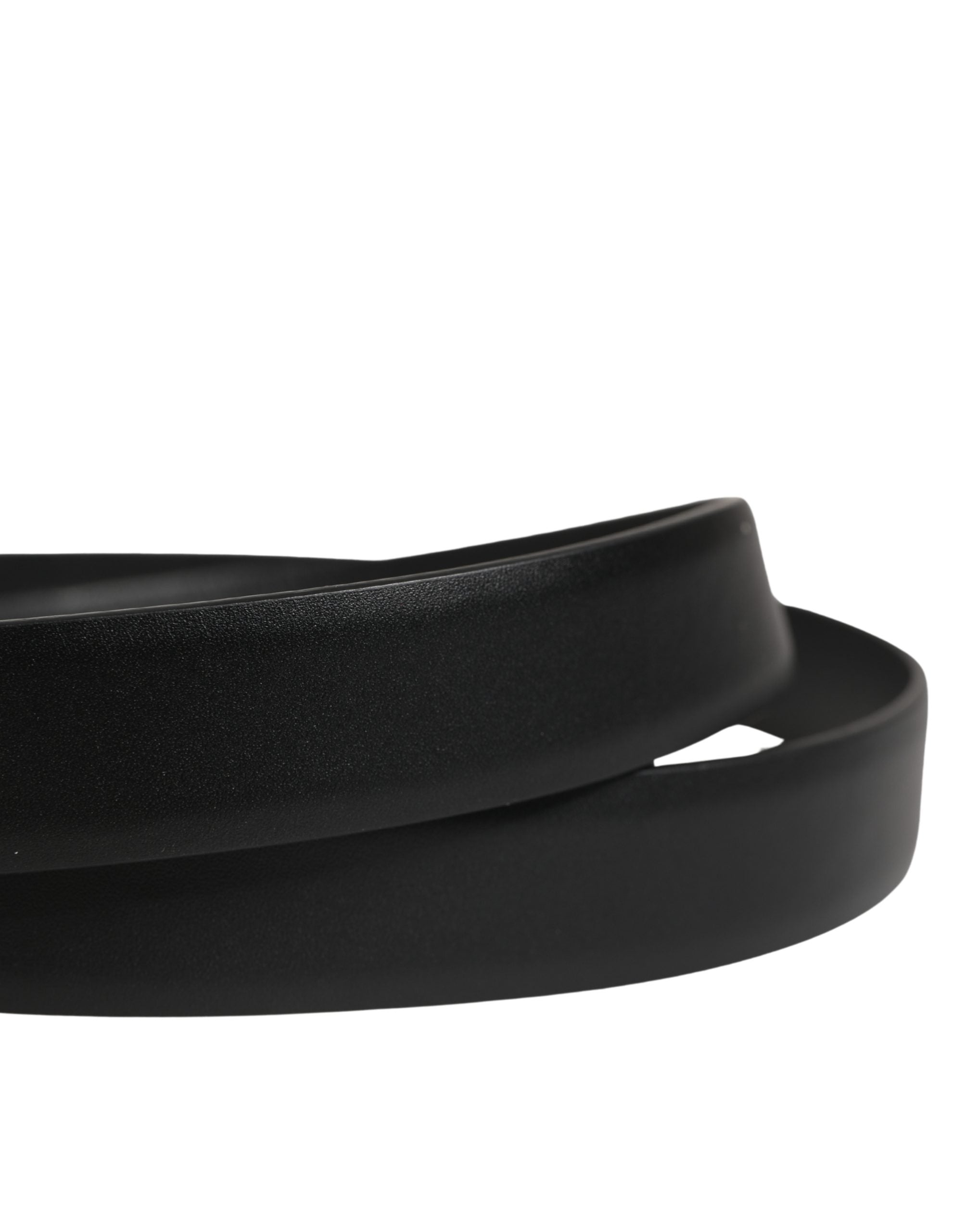 Pre-Owned Dolce & Gabbana Men Black Classic Leather Metal Buckle Belt