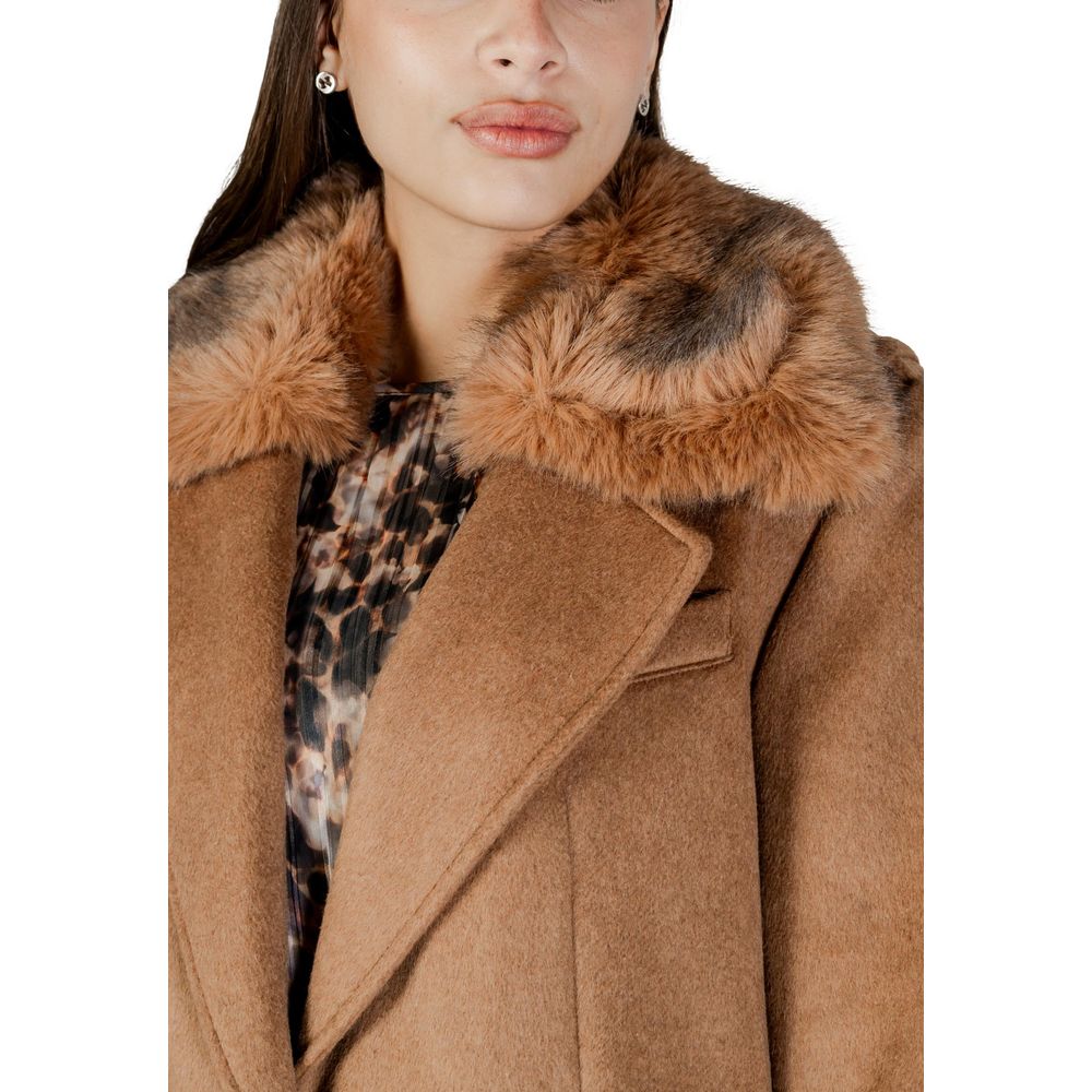 Guess Beige False