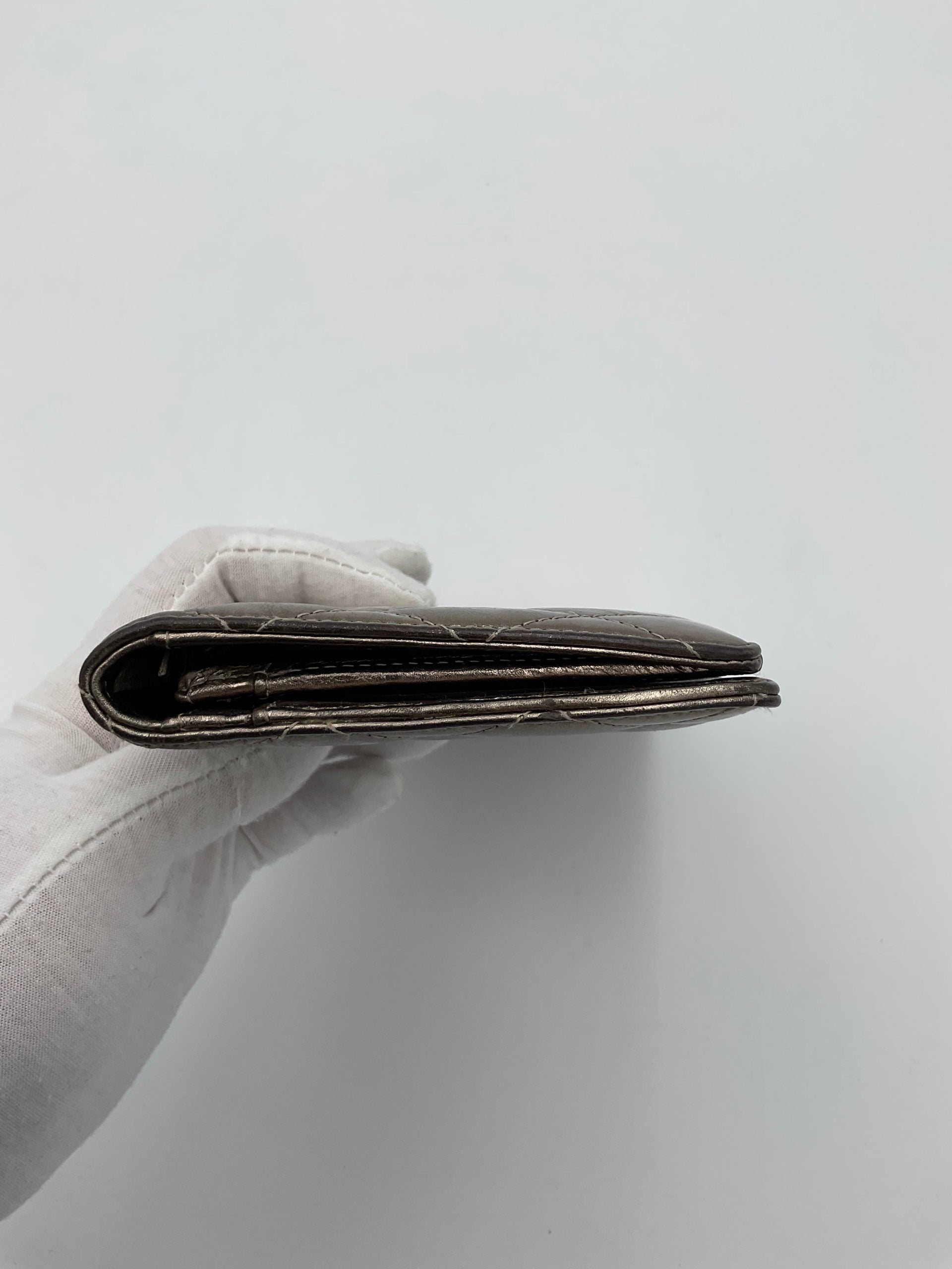 Pre-Owned Chanel CHANEL Matèlassè Platinum Wallet Gray  Women's AB (Very Good — between Lightly Used and Used)