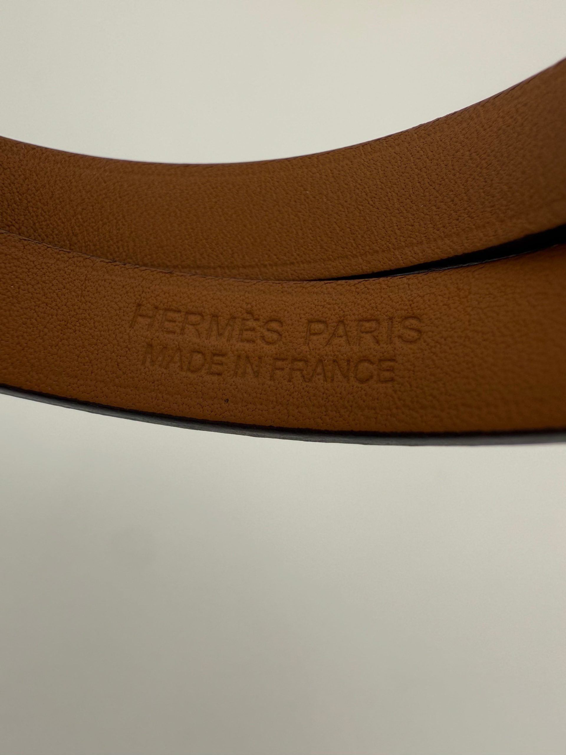 Pre-Owned Hermès HERMÈS KELLY Bracelet White  Women's AB (Very Good — between Lightly Used and Used)