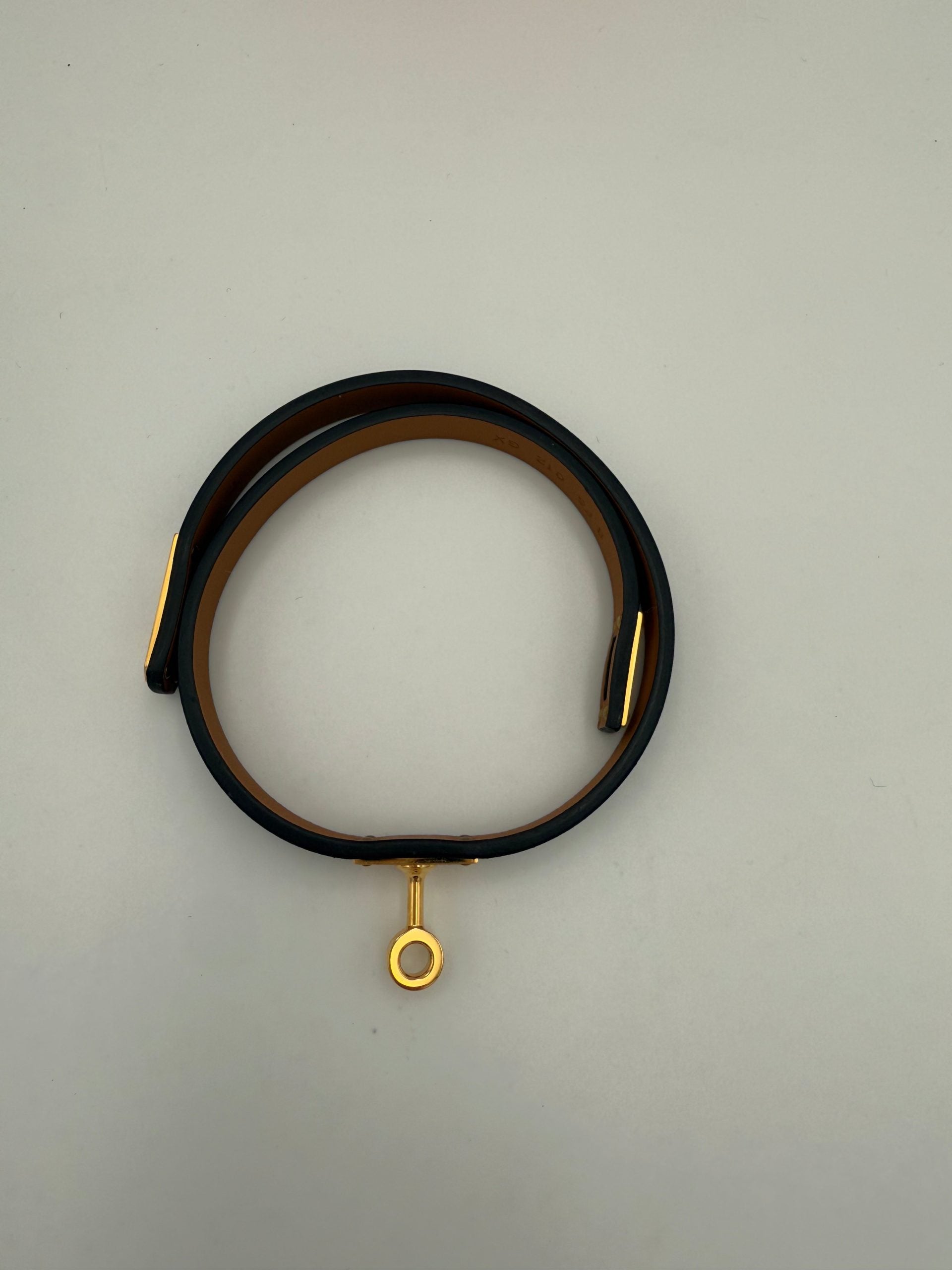 Pre-Owned Hermès HERMÈS KELLY Bracelet White  Women's AB (Very Good — between Lightly Used and Used)