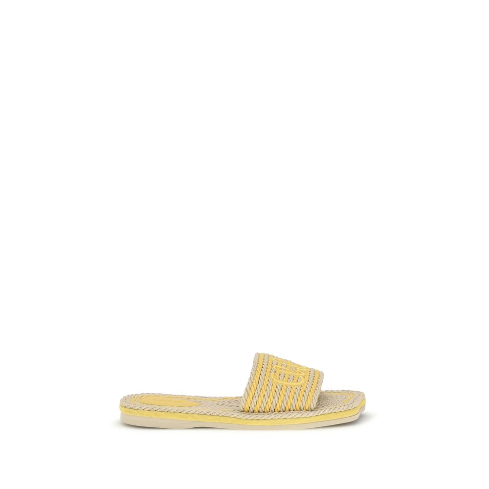 Chloé Beige Aries Aries Flat Sandals