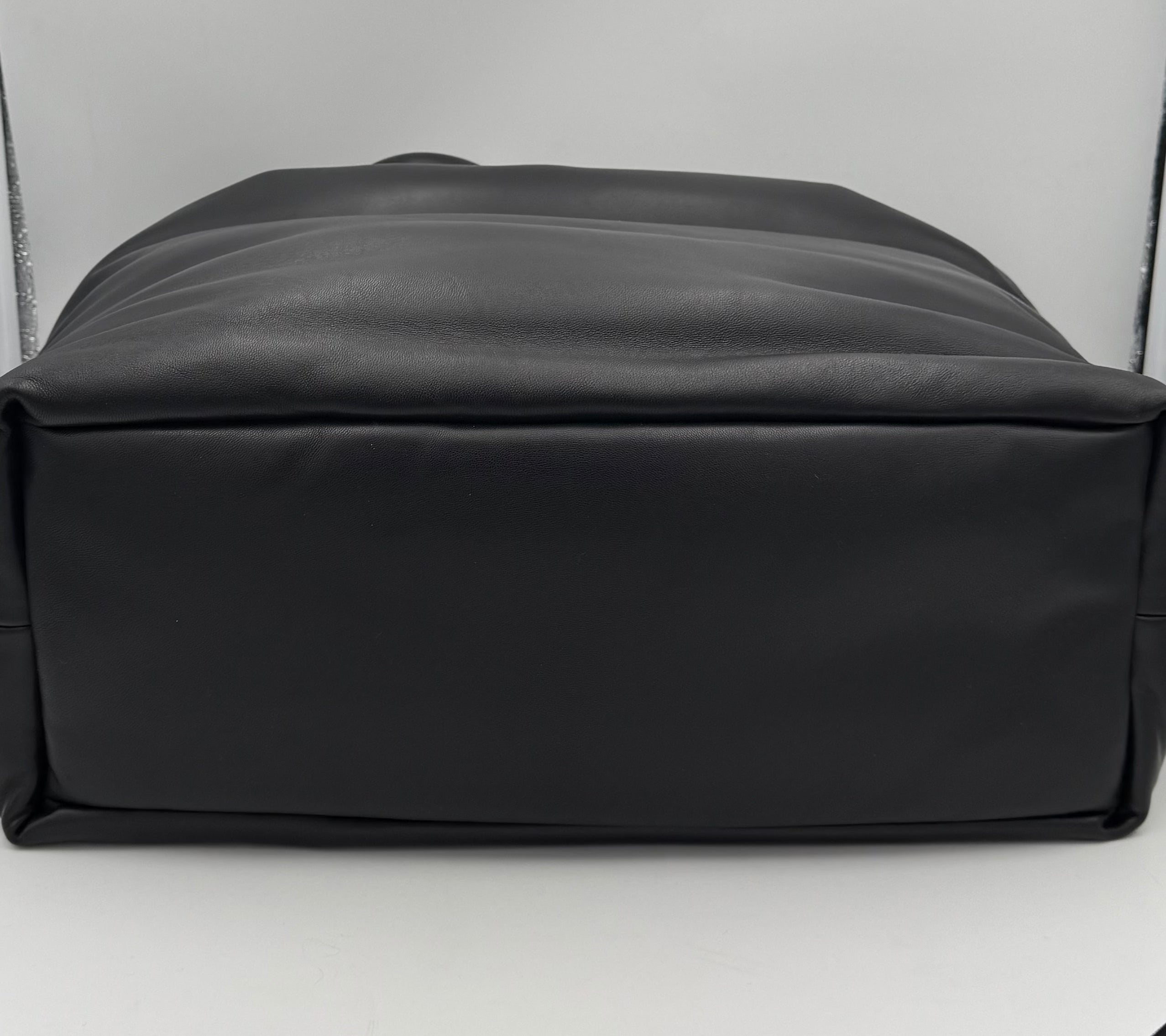 Saint Laurent SAINT LAURENT Shopping Bag Large in Lambskin