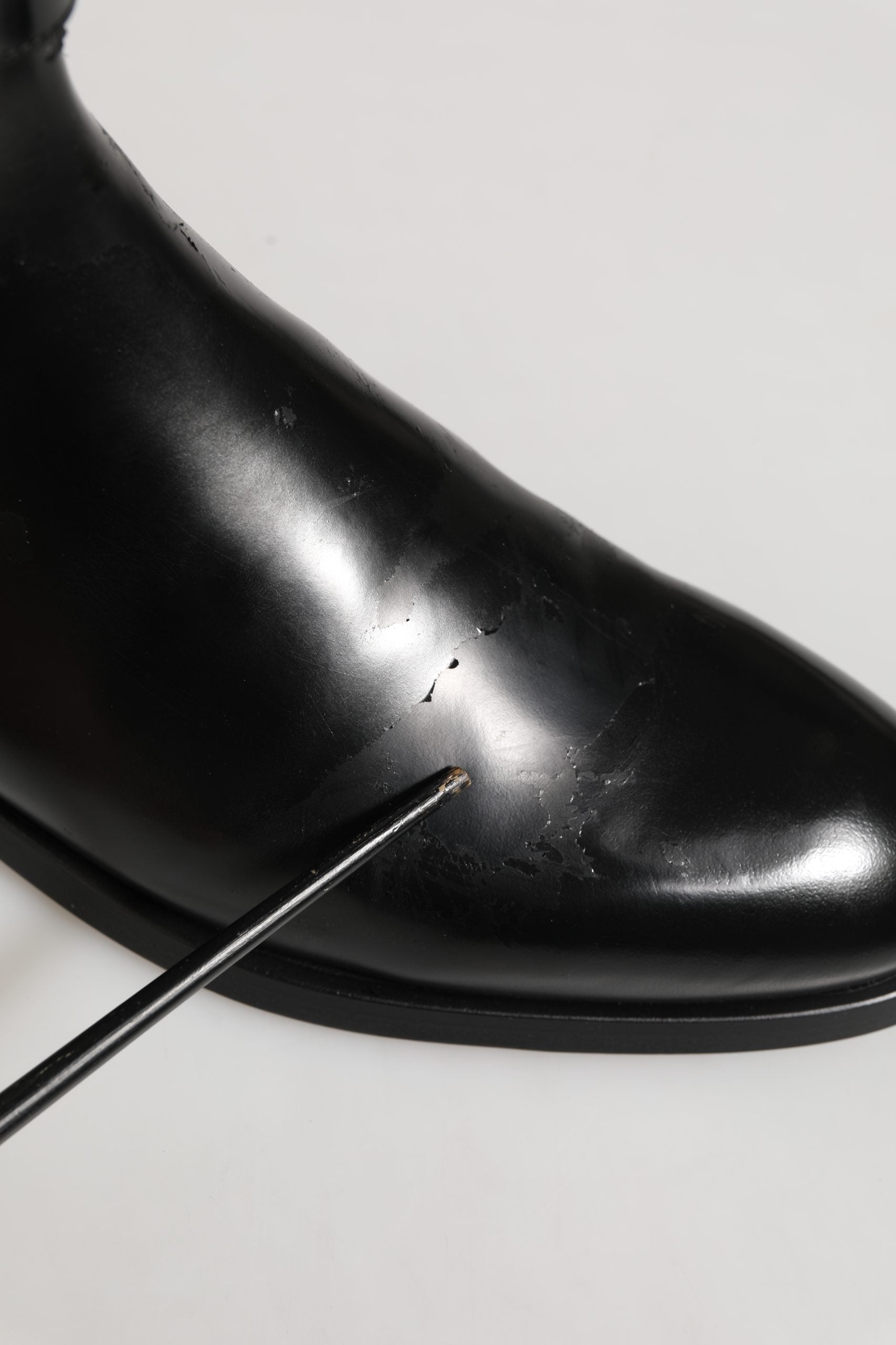 Pre-Owned Dolce & Gabbana Black Leather Logo Buckle Mid Calf Boots Shoes