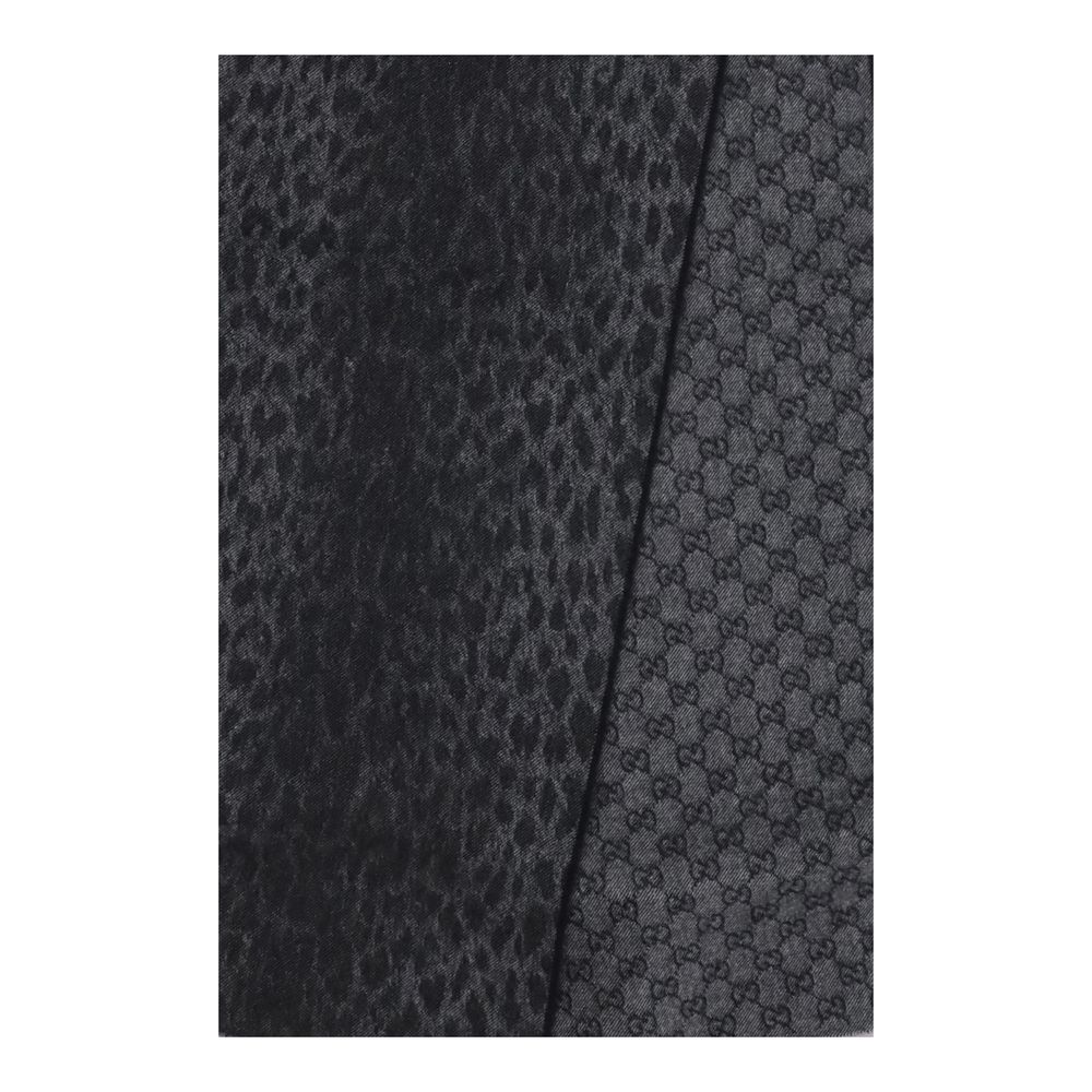 Gucci Gray Wool Scarf