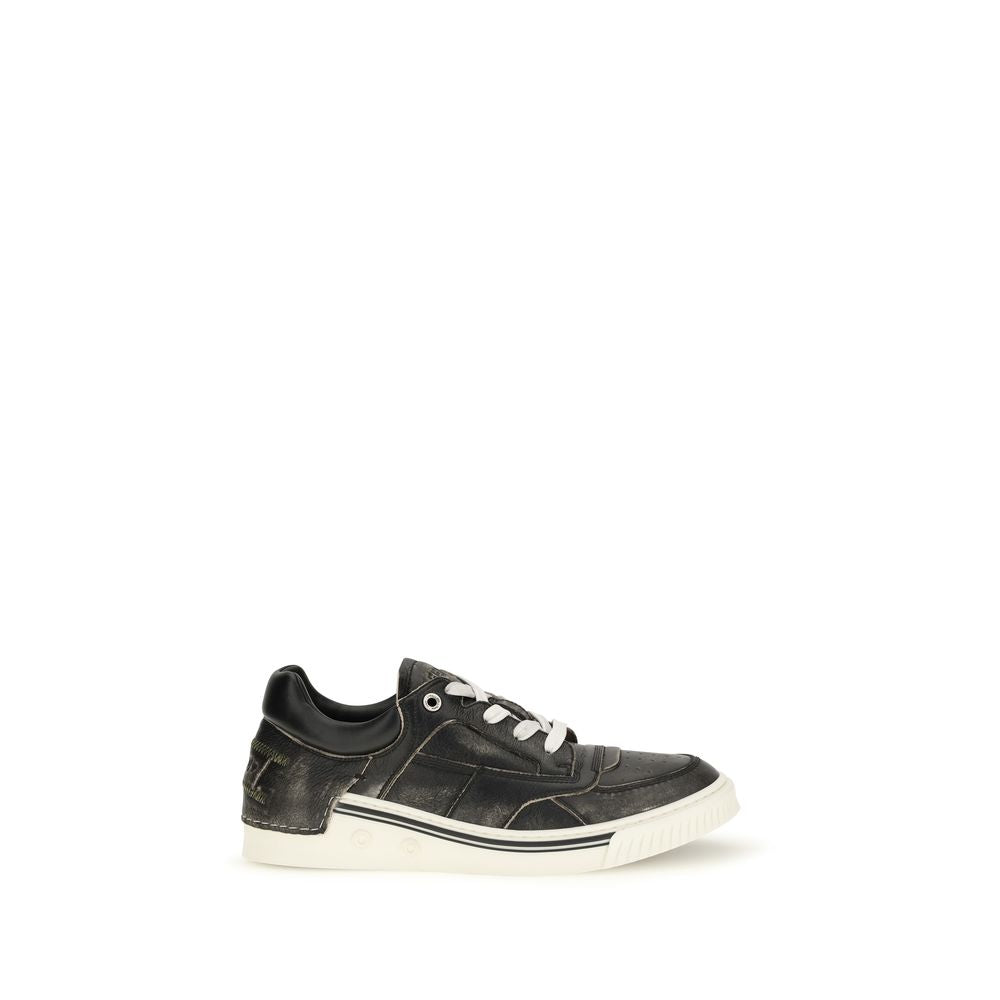 Fendi Black Leather Low Top Sneakers