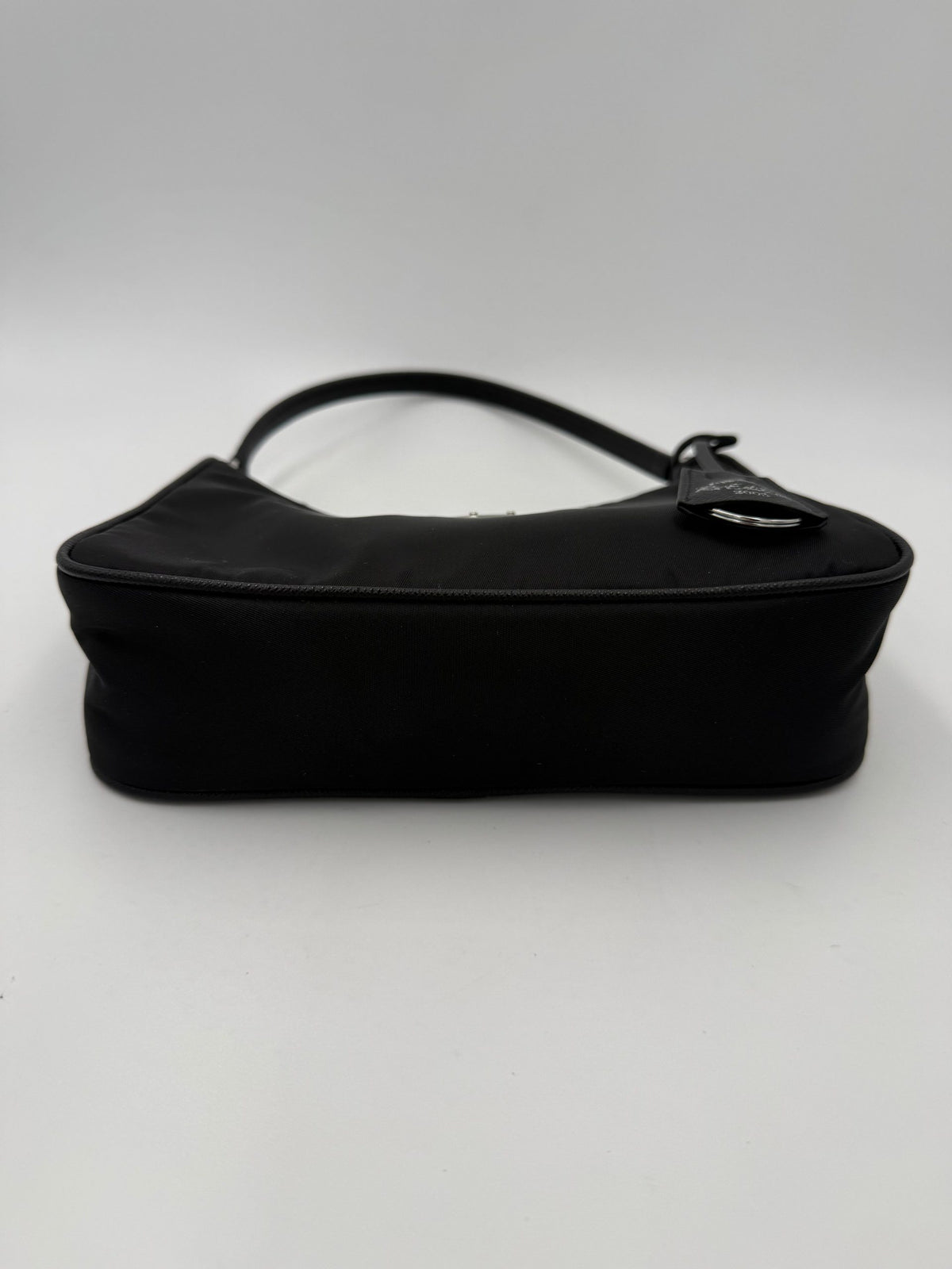 Pre-Owned Prada in Re-nylon RE-EDITION 2005 Handbag Women's - Excellent
