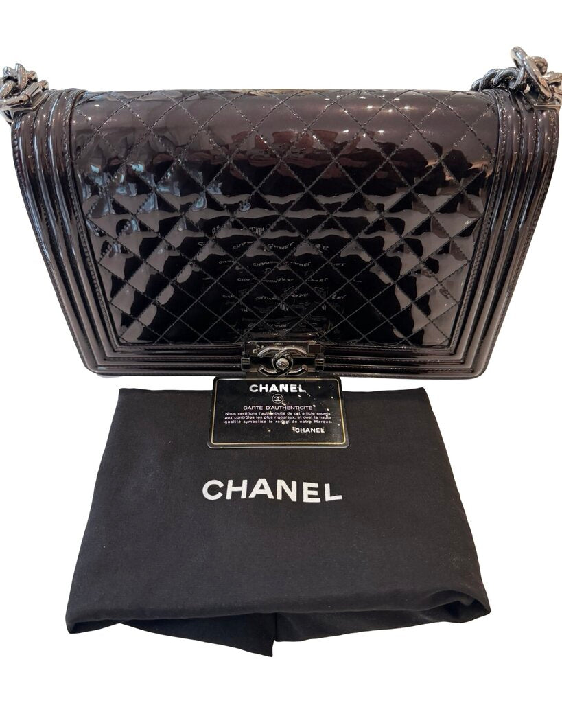 Pre-Owned Chanel Quilted Patent Leather Medium Boy Bag