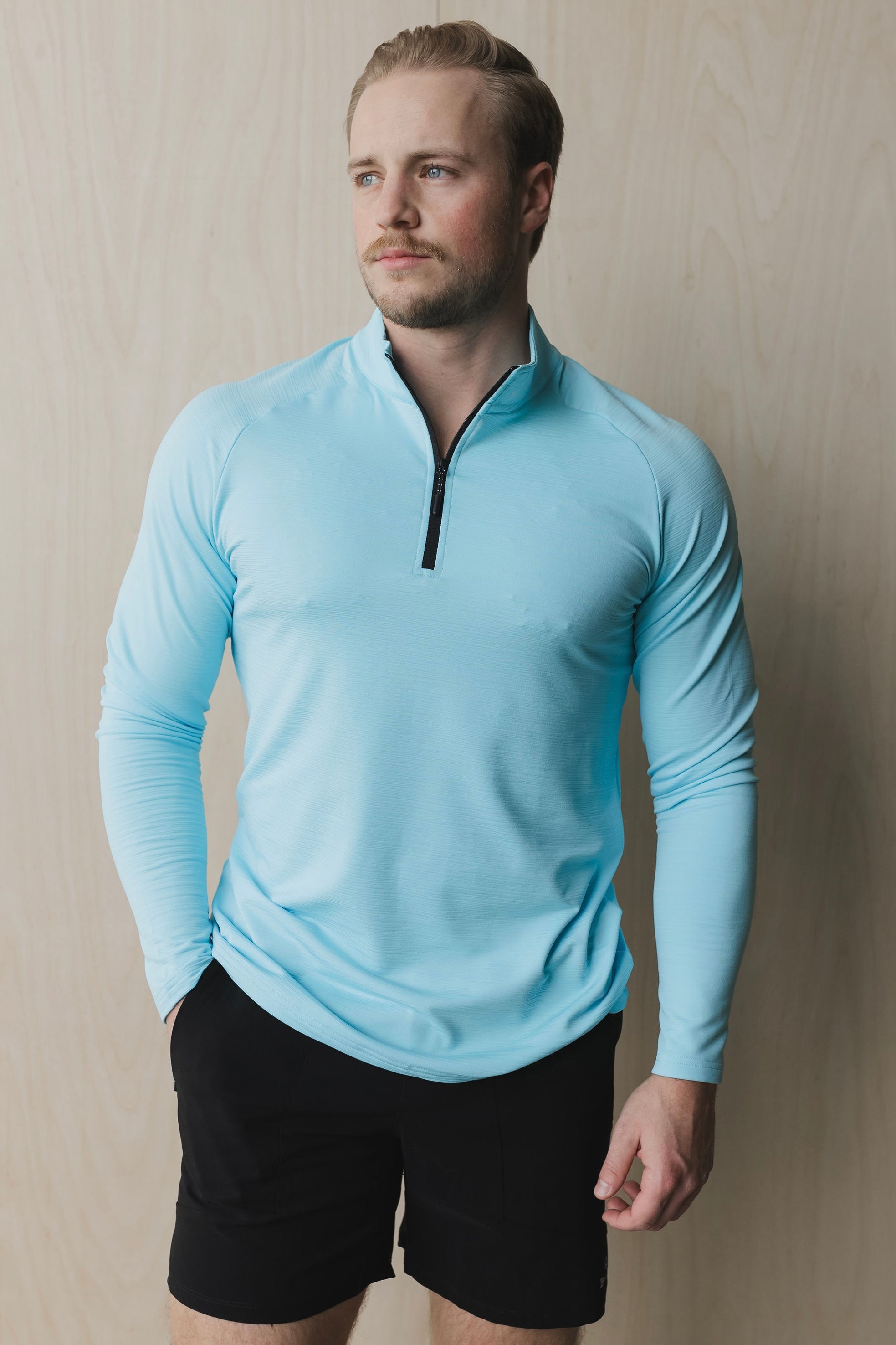 1/4 Zip Long Sleeve (M)