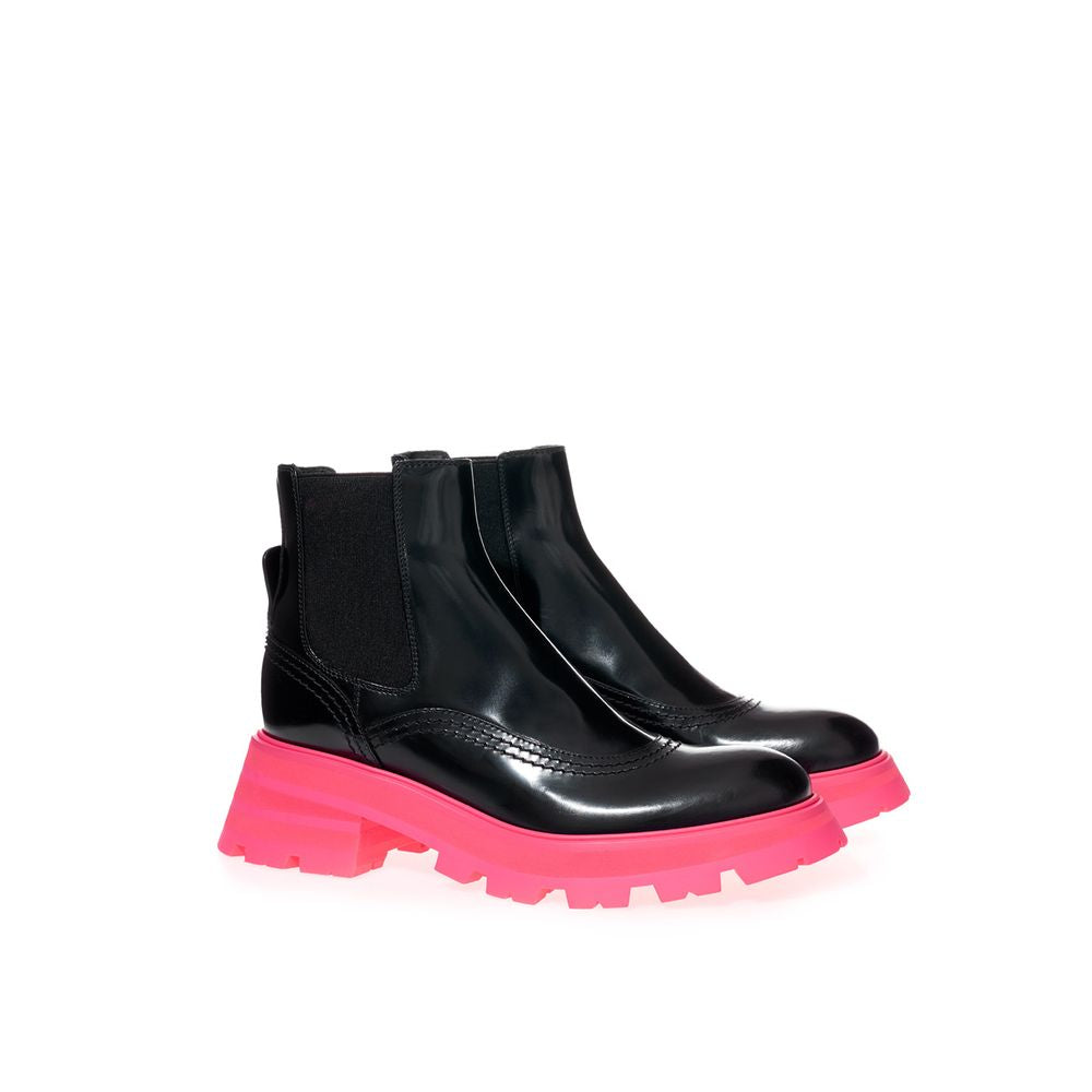 Alexander McQueen Black Leather Chelsea Boots