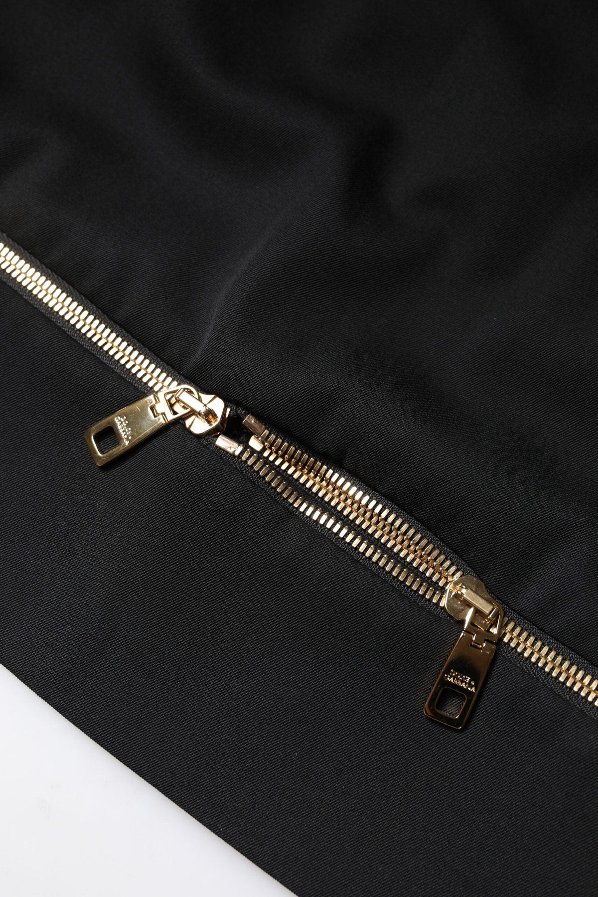 6856137 - PreLoved & Luxe