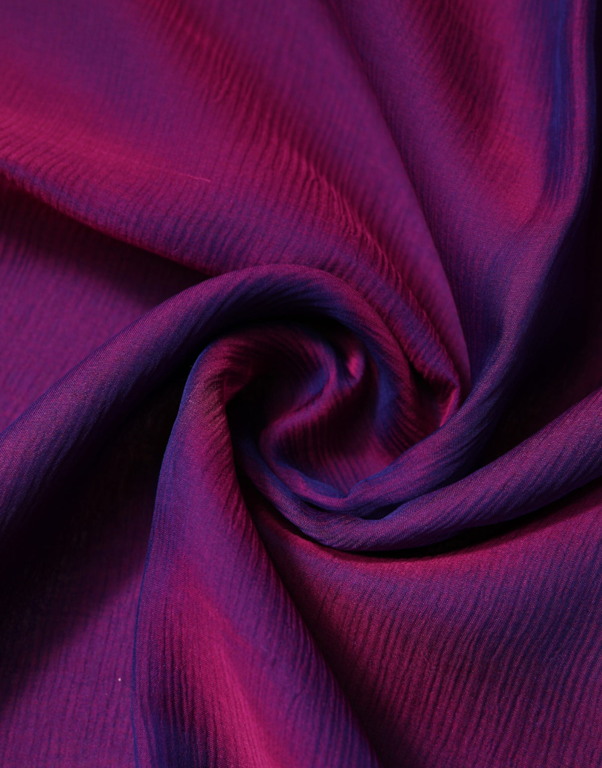 Pre-Owned Dolce & Gabbana Purple Silk Rectangle Wrap Shawl Scarf