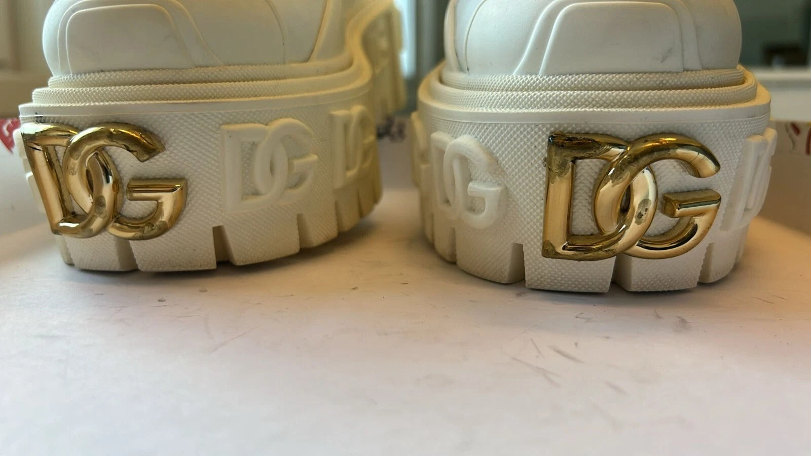 Pre-Owned Dolce & Gabbana White Leather Rubber Logo Ankle Boots Shoes