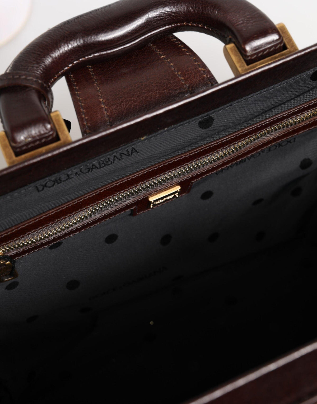 8647245 - PreLoved & Luxe