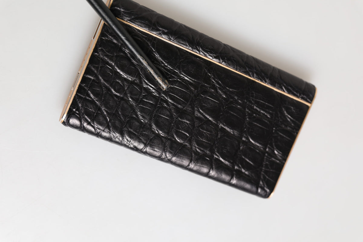 Dolce & Gabbana Black Leather Exotic Skin 3000mAh Power Bank Charger USB