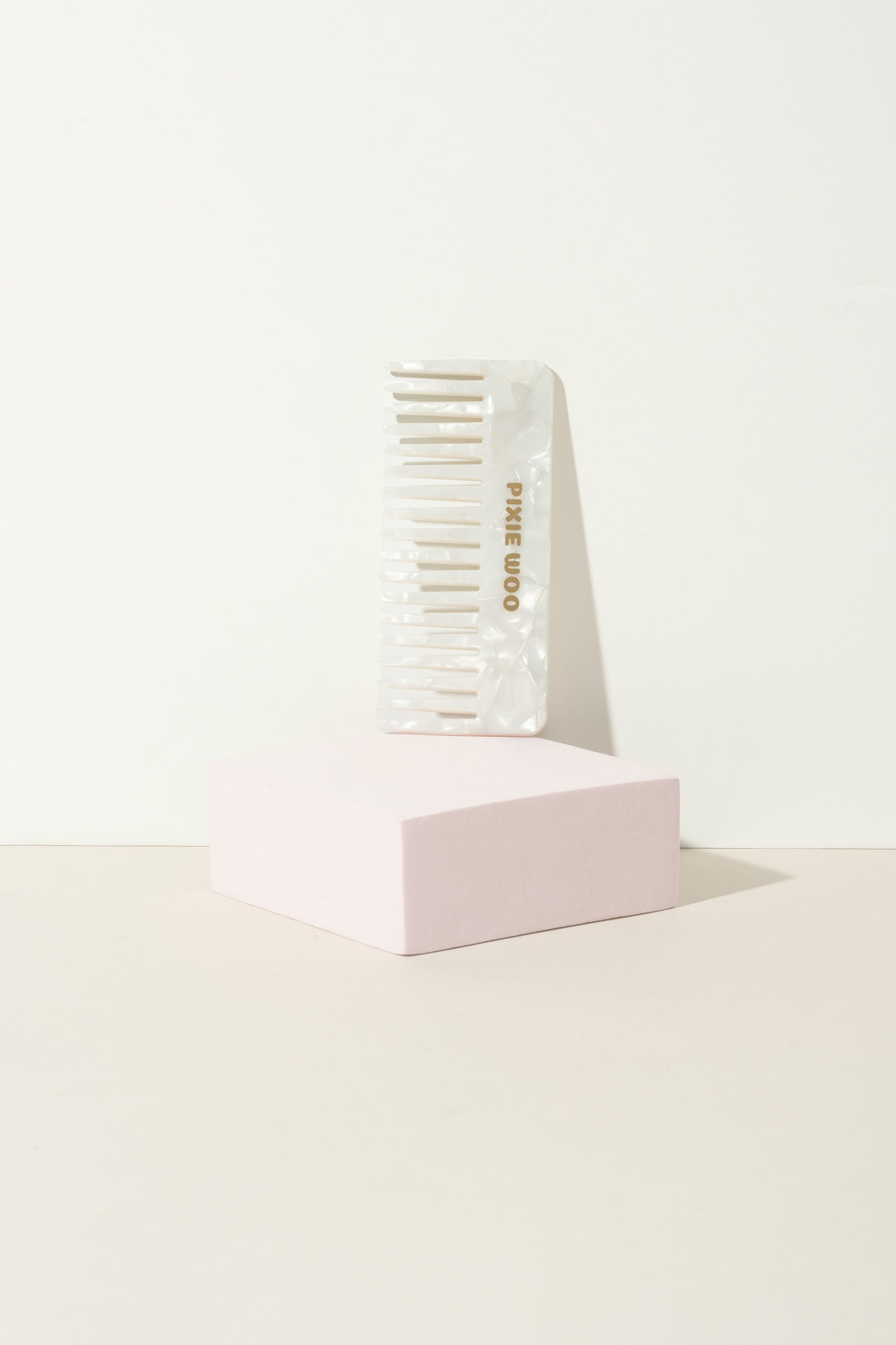 The Queen Comb