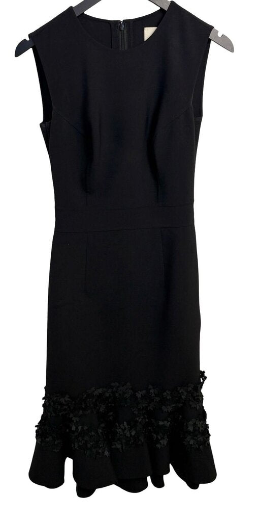 Pre-Owned Carolina Herrera Black Dress with Floral Hem Women's