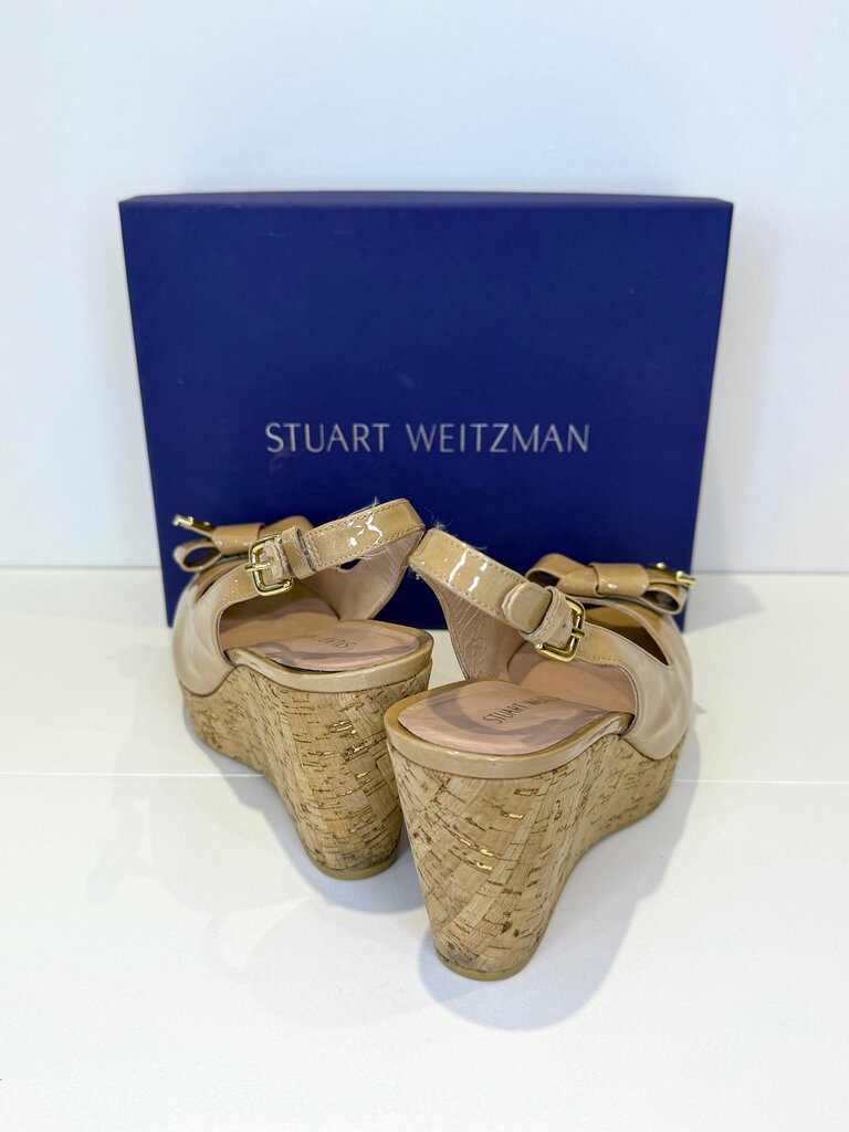 Stuart Weitzman Beige Patent Leather Wedge Sandals with Bow