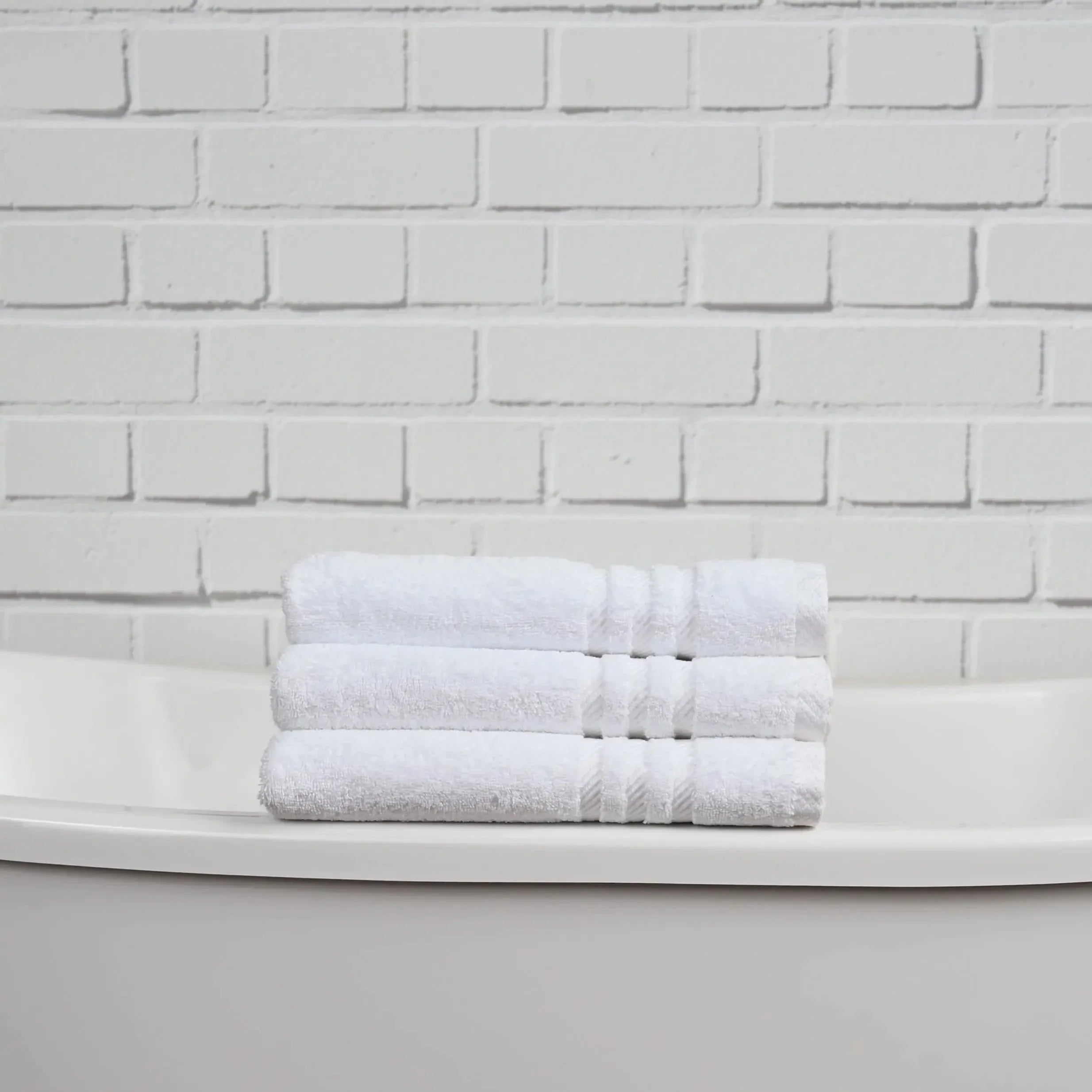 Patricia Towel Set